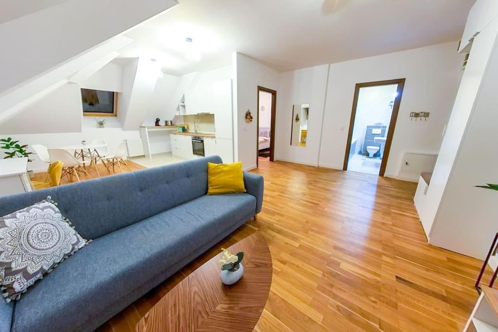 Bucharest Central D Apartment ภายนอก รูปภาพ